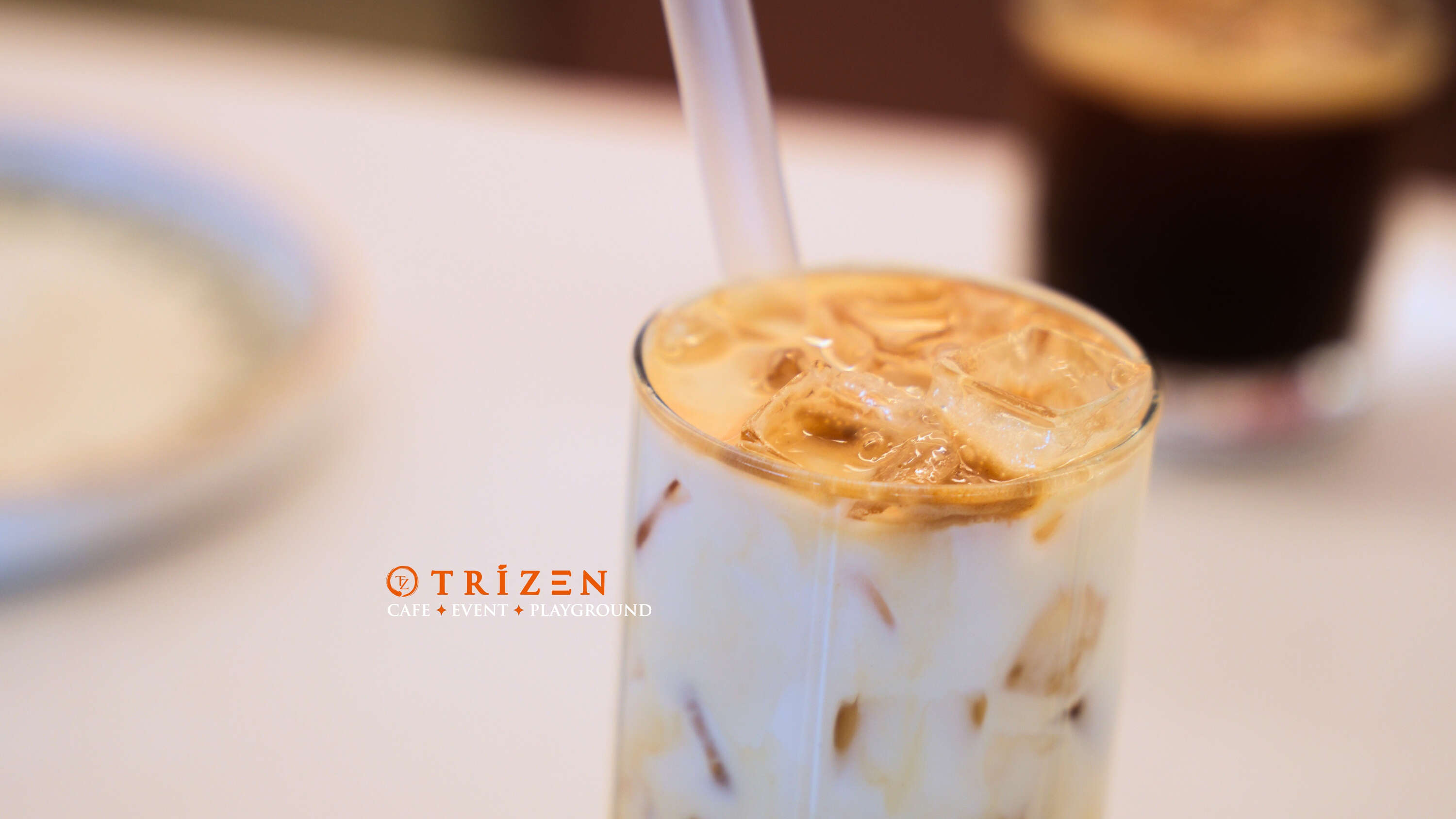ICED BISCOFF LATTE
