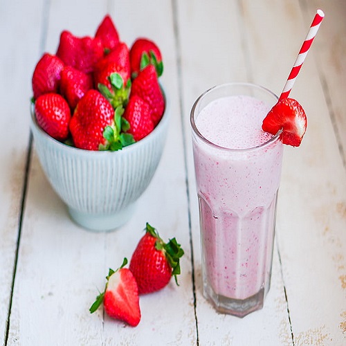 Çilekli Milk Shake